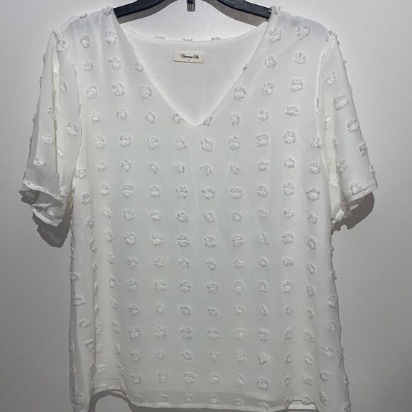 Blooming Jelly Tops - Blooming Jelly Women's White Swiss Dot Short Sleeve V-Neck Top Blouse Size Large